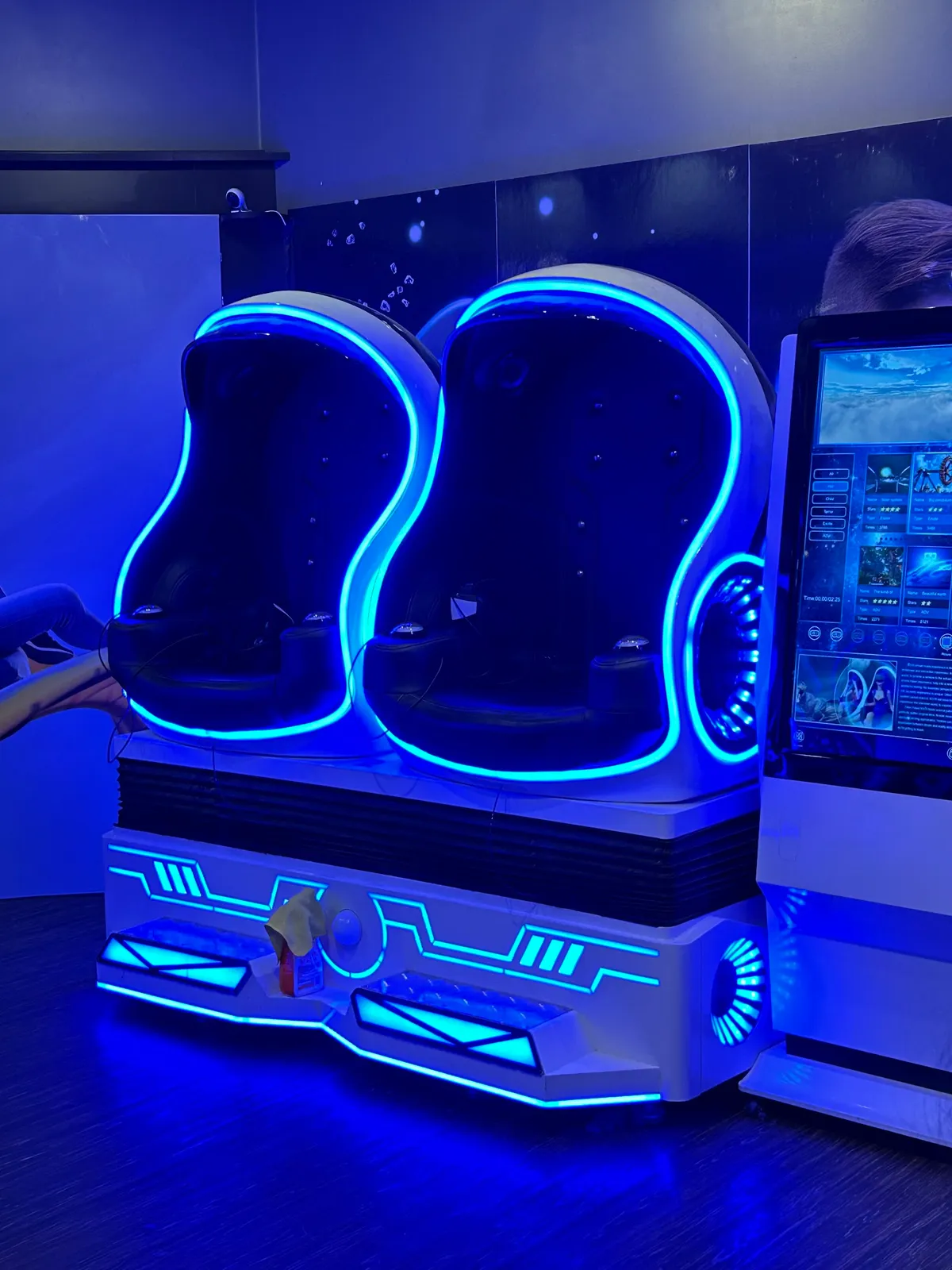 X World 360 Excalibur experience